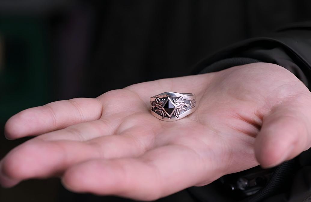 Ring of Russ – Warhammer 40K Inspired