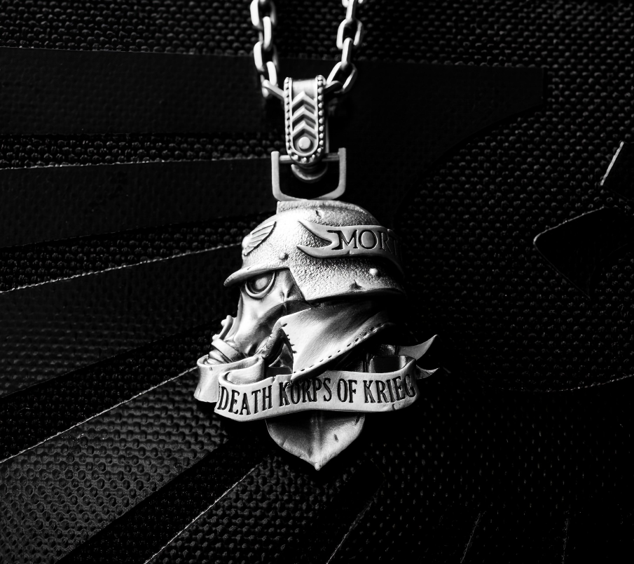 Krieg Oath of the Fallen Pendant – Warhammer 40K Inspired