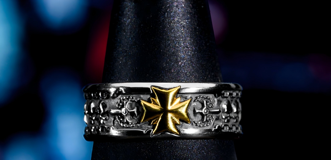 Black Templars Crusade Ring - Warhammer 40K Inspired
