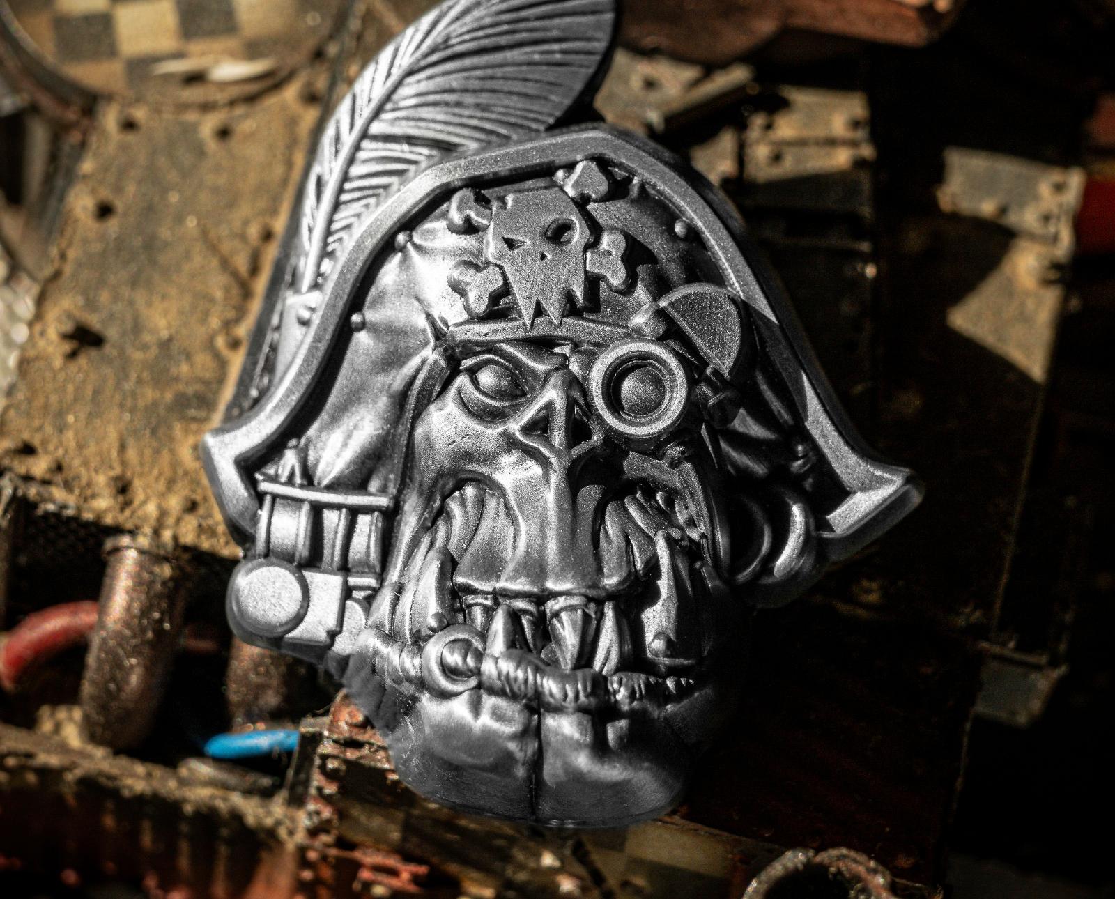 Rogue Gambler Captain Pin – Warhammer 40K Inspired