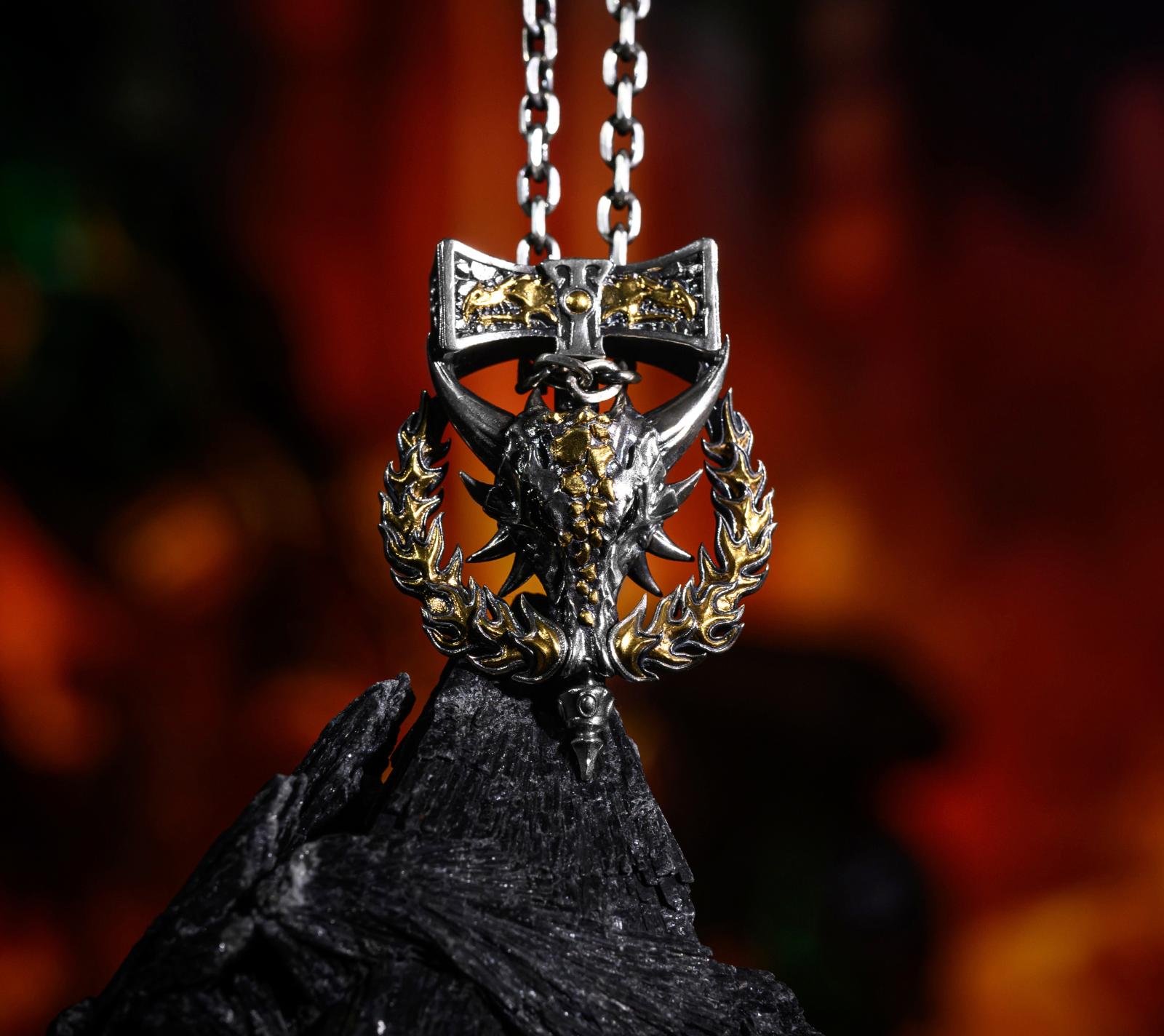 Fire Lizard Pendant Necklace - Warhammer 40K Inspired