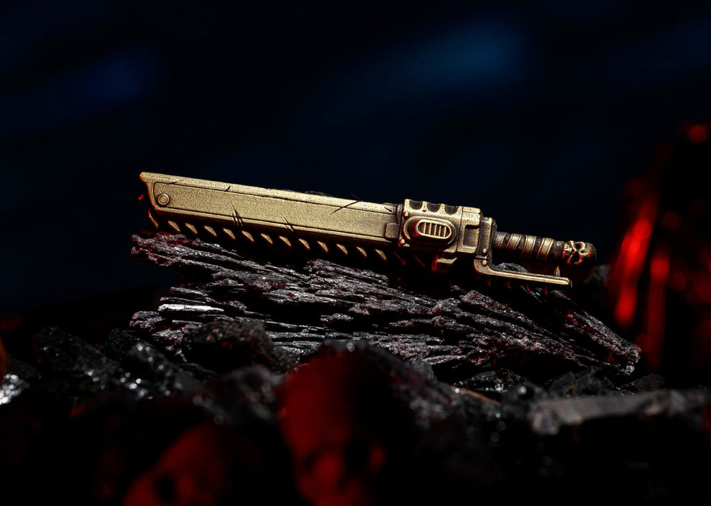 Chainsword Weapon Keychain – Warhammer 40K Inspired