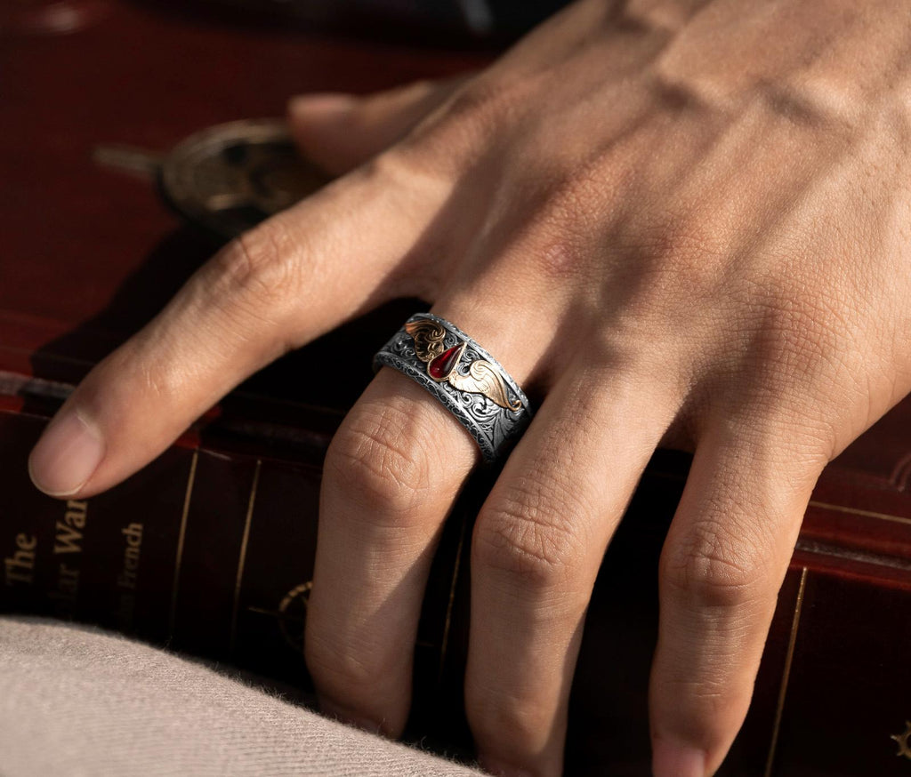 Blood Angels Heraldic Ring – A Warhammer-Inspired Ring of Glory and Sacrifice