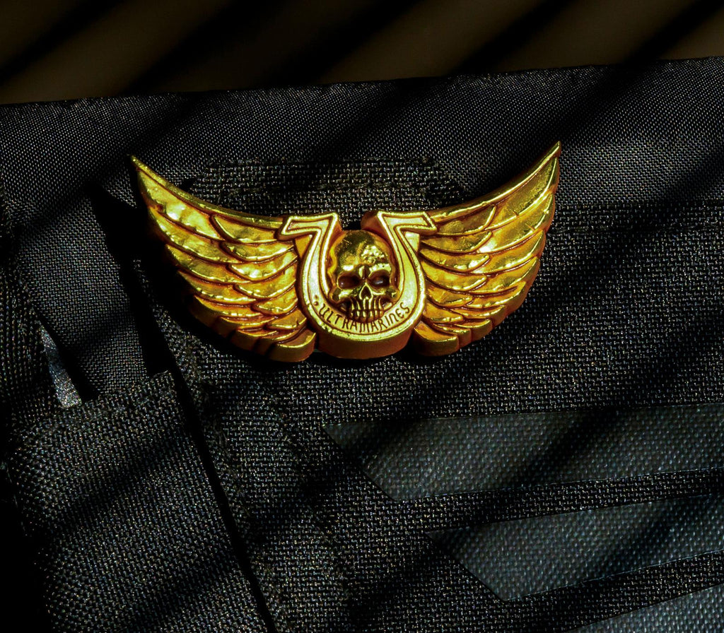 Aeldari Wings Pin Badge - Warhammer 40K Inspired