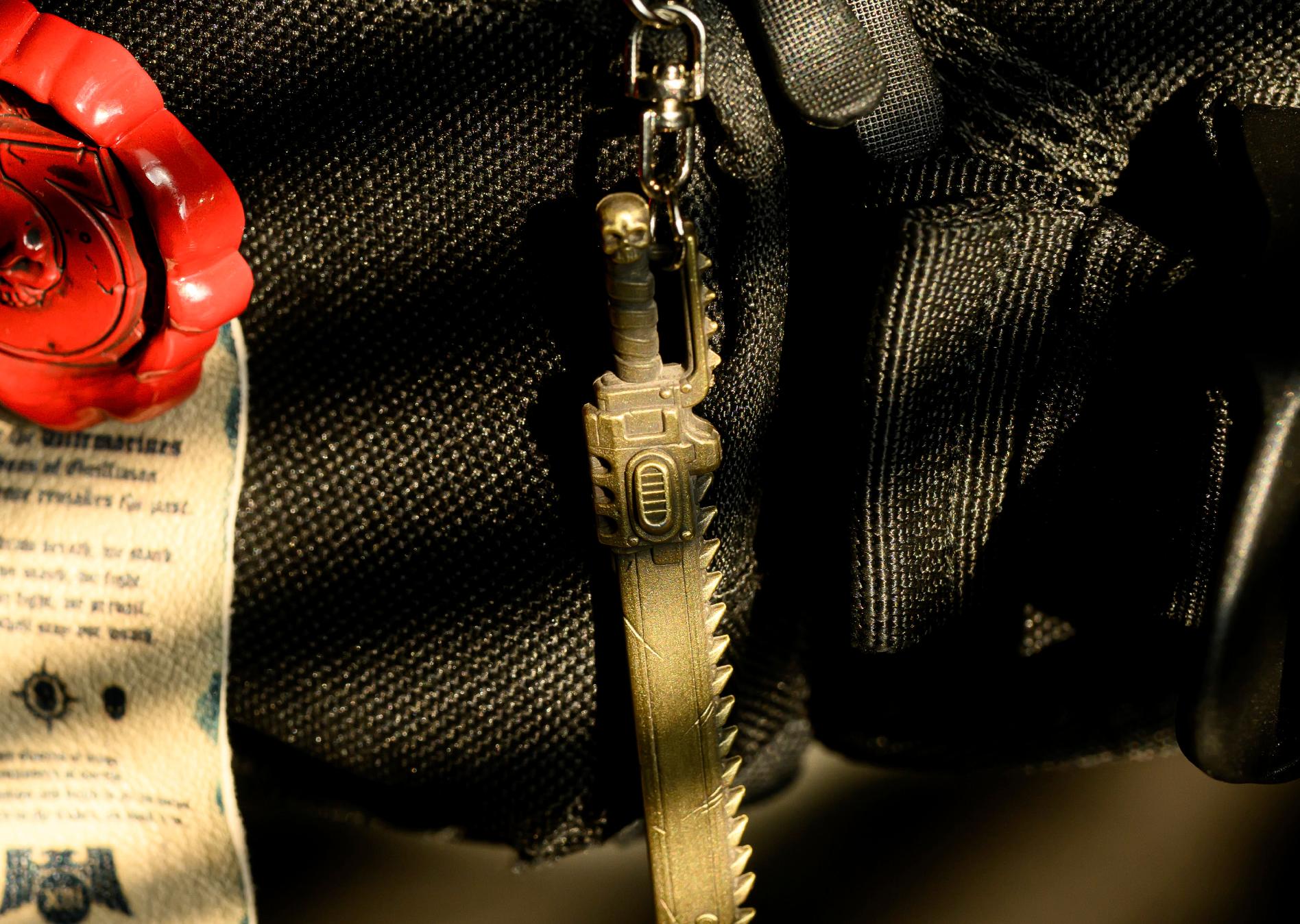 Chainsword Weapon Keychain – Warhammer 40K Inspired