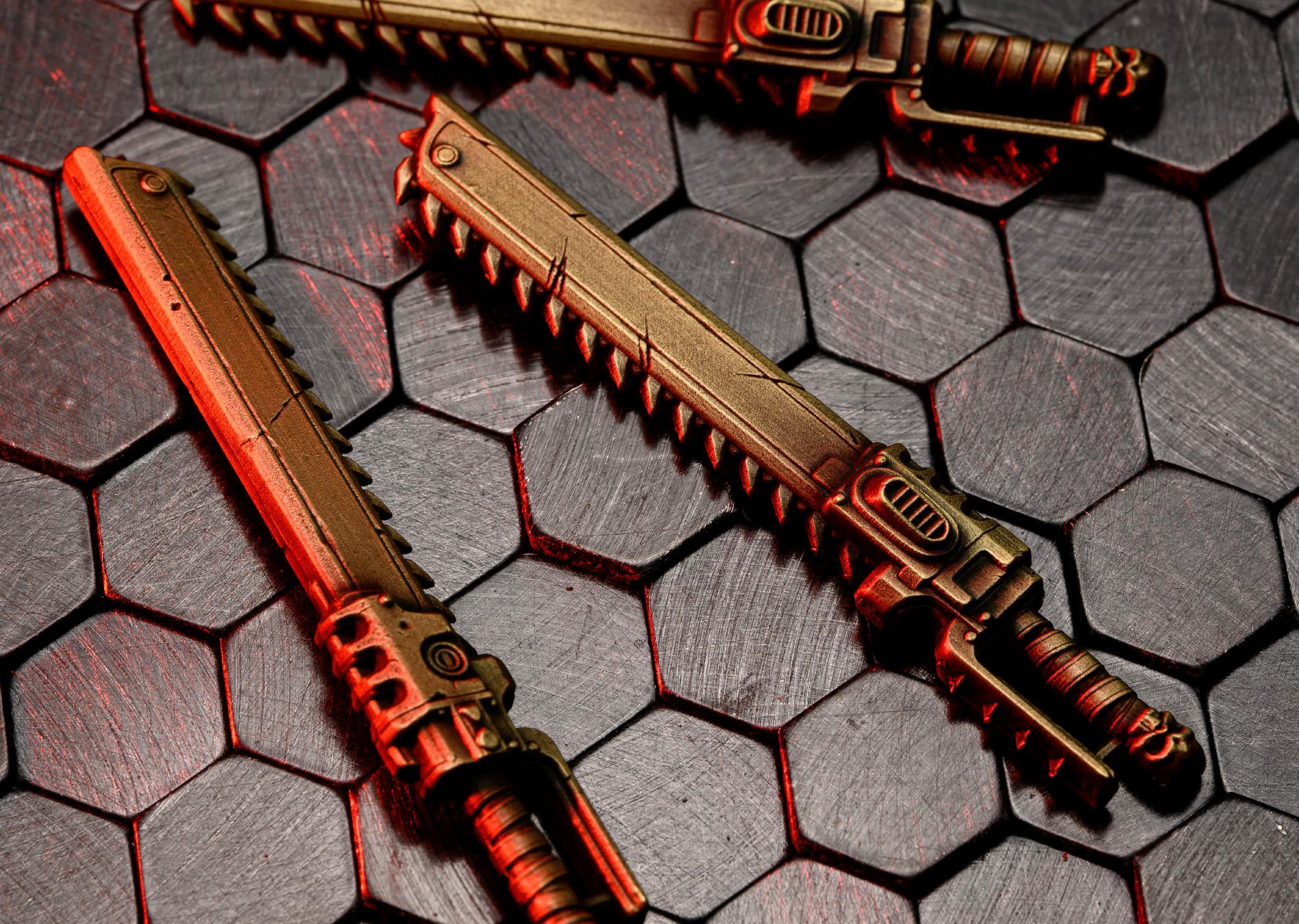 Chainsword Weapon Keychain – Warhammer 40K Inspired