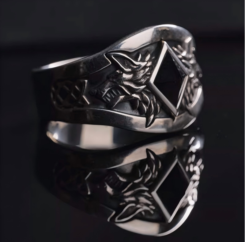 Ring of Russ – Warhammer 40K Inspired