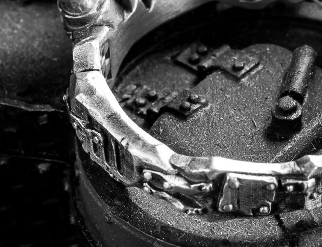 Ork WAAAGH! Ring – A Warhammer-Inspired Ring of Brutality & Green Energy