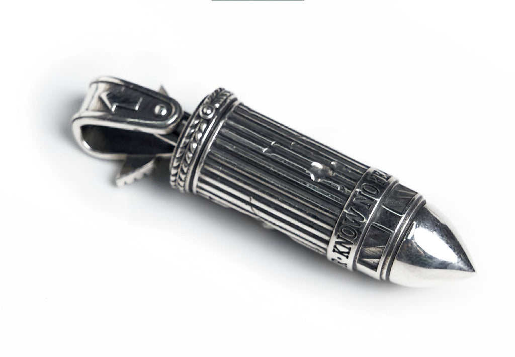 Bolt Round Necklace - Warhammer 40K Inspired