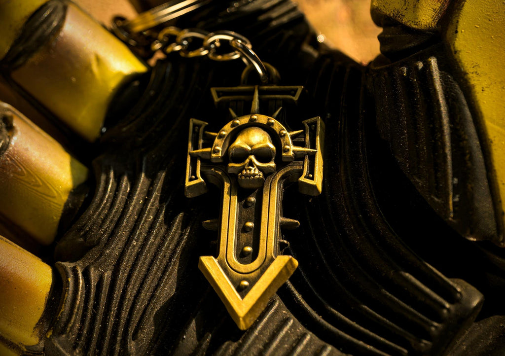 Unyielding Expedition Pendant - Warhammer 40K Inspired