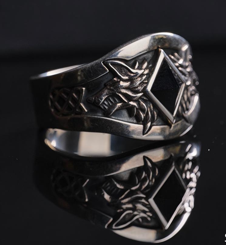 Ring of Russ – Warhammer 40K Inspired