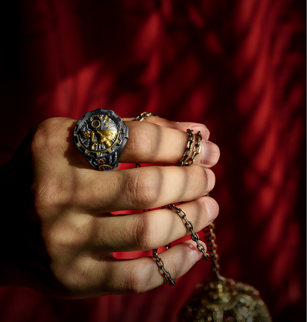 Omnissiah Ring – Praise the Divine Cog