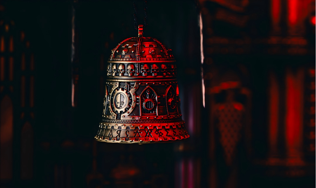 Omnissiah’s Dominus Bell Pendant – Adeptus Mechanicus Inspired Relic