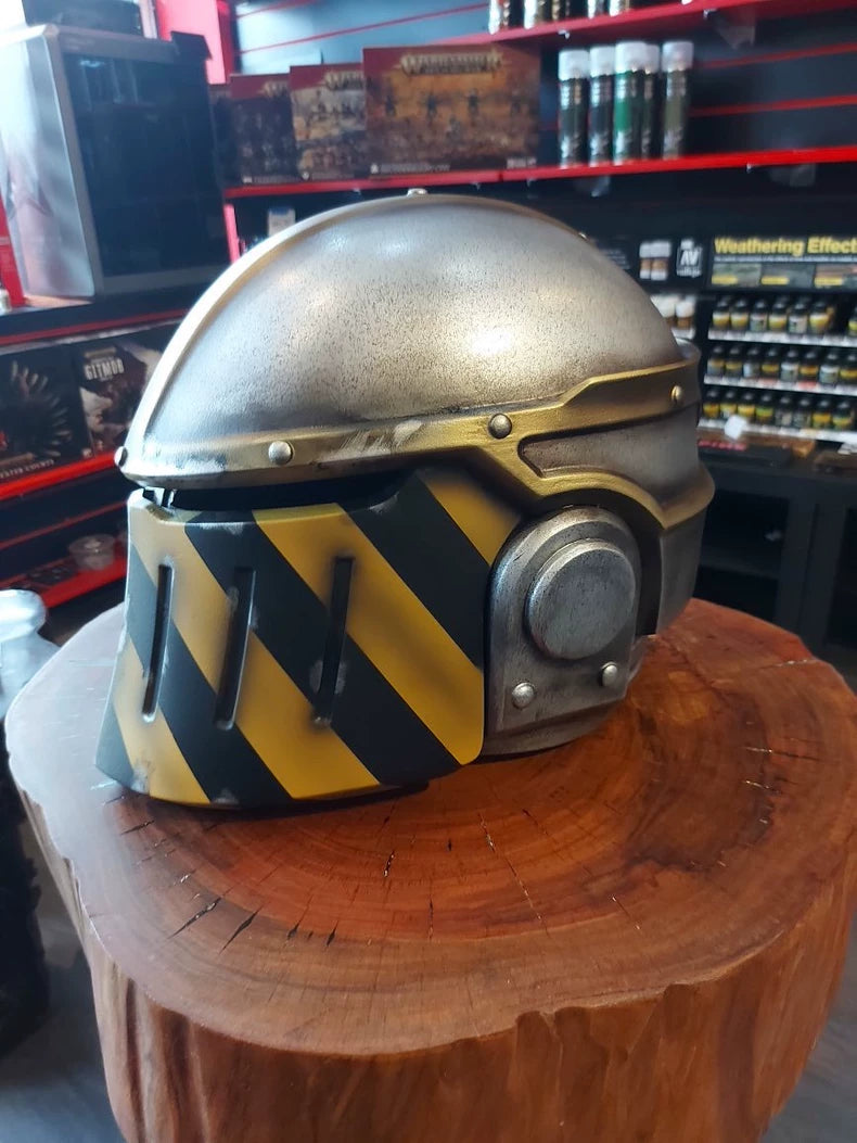 Warhammer 40K Inspired Industrial Combat Helmet – Imperial Forge Worker / Tech Guard Style Cosplay Prop