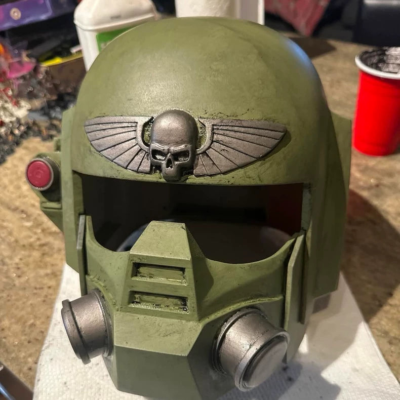 Warhammer 40K-Inspired Tactical Recon Helmet – Green Space Marine Style with Winged Skull Emblem