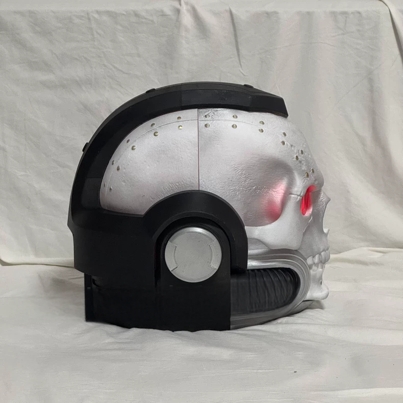 Warhammer 40K Skull Tech Helmet – Adeptus Mechanicus Inspired Deathmask Cosplay Prop