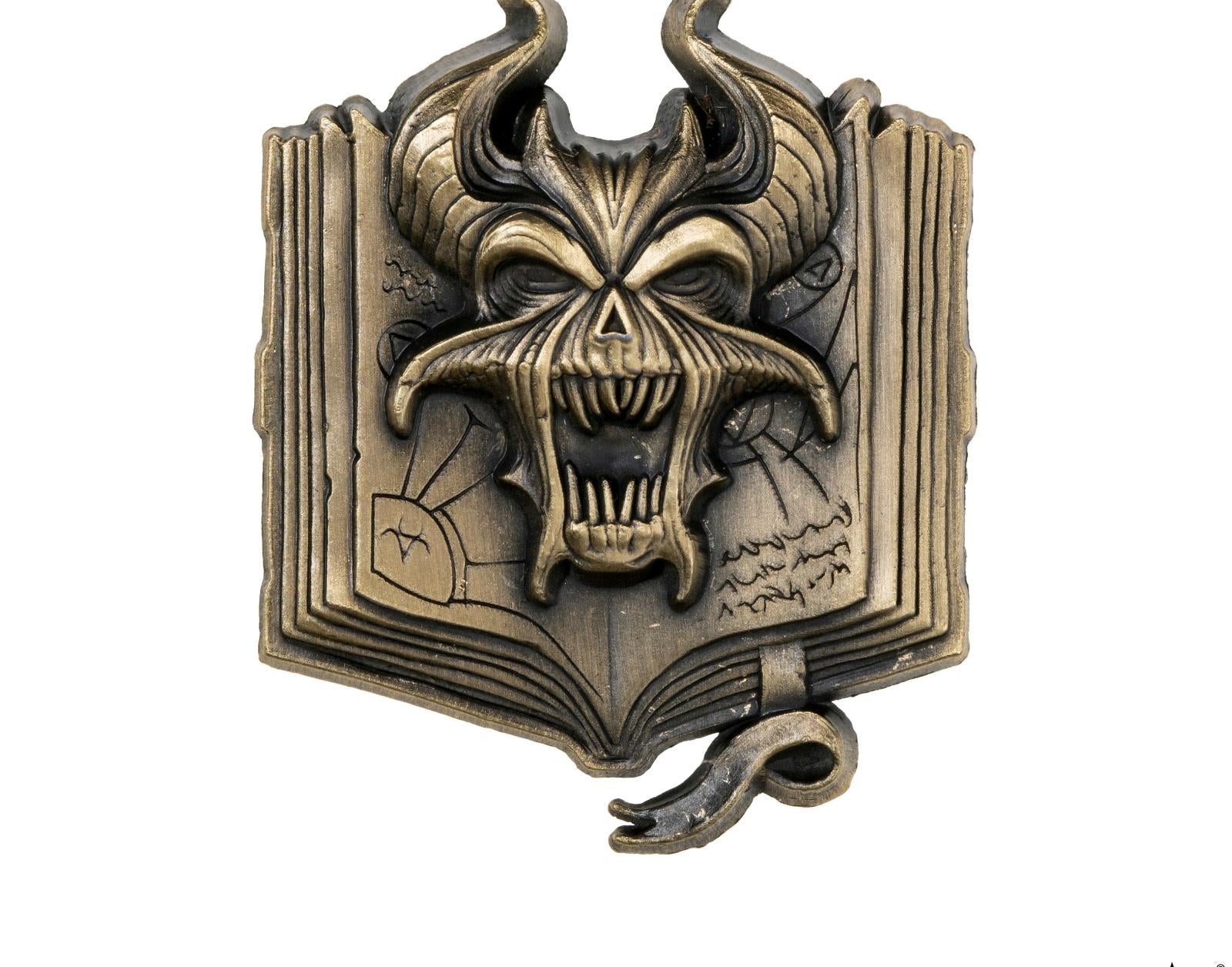 Honor Company Battle Badge – Warhammer-Inspired Service Medallion Pin