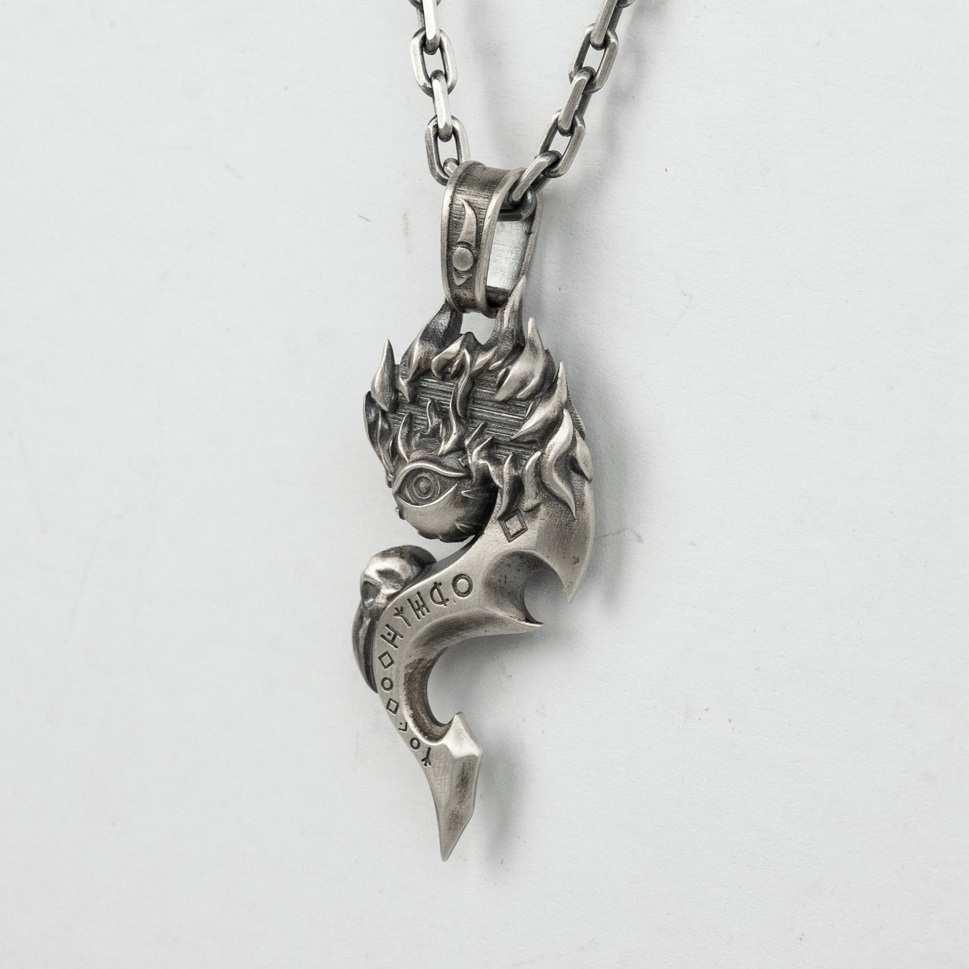 Eye of Fate Pendant – Warhammer 40K Inspired