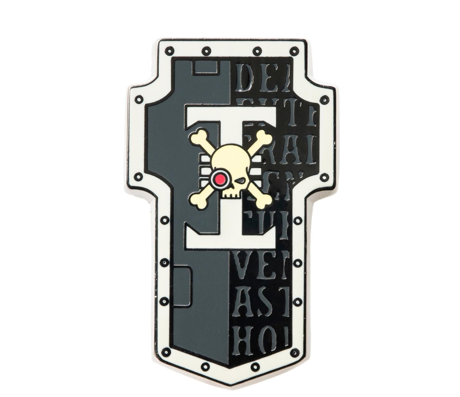 Imperial Fists Legion Badge Pin - Warhammer 40K Inspired